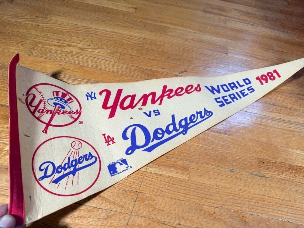 1981 Yankees vs Dodgers World Series Vintage Felt Pennant MLB Los Angeles New Yo